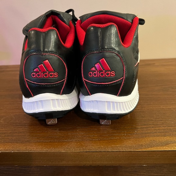 Mens adidas spinner 8 Red/Black Low Baseball Metal Cleats size 14  BRAND NEW - Picture 3 of 6